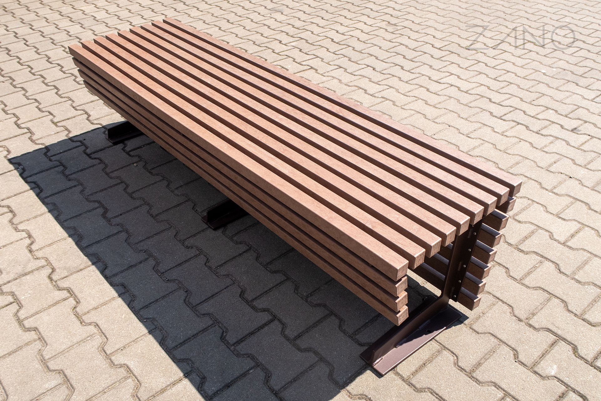 Banc Flash 02.425 avec assise en eco plank