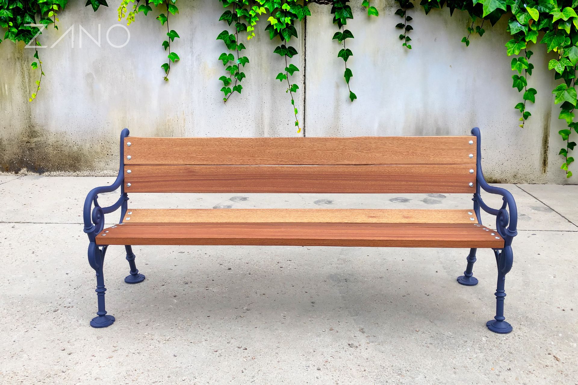 Banc urbain de style Retro - bois dur exotique Banc urbain de style Retro - bois dur exotique